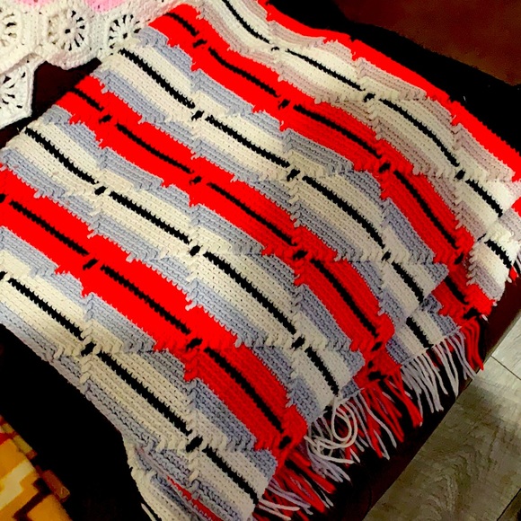 Handmade Knit Blanket 🧶